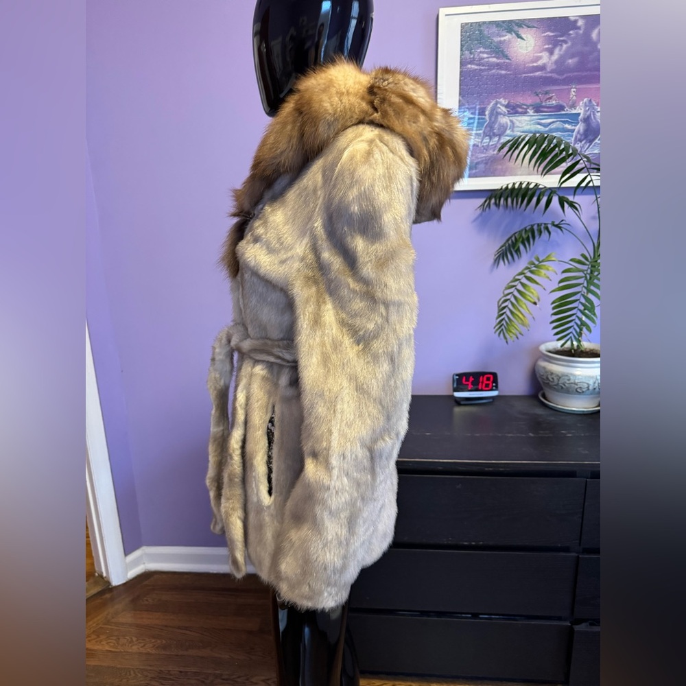 Luxurious Italian Baluchi Tan Mink and sable fur hood jacket coat - Picture 6 of 17